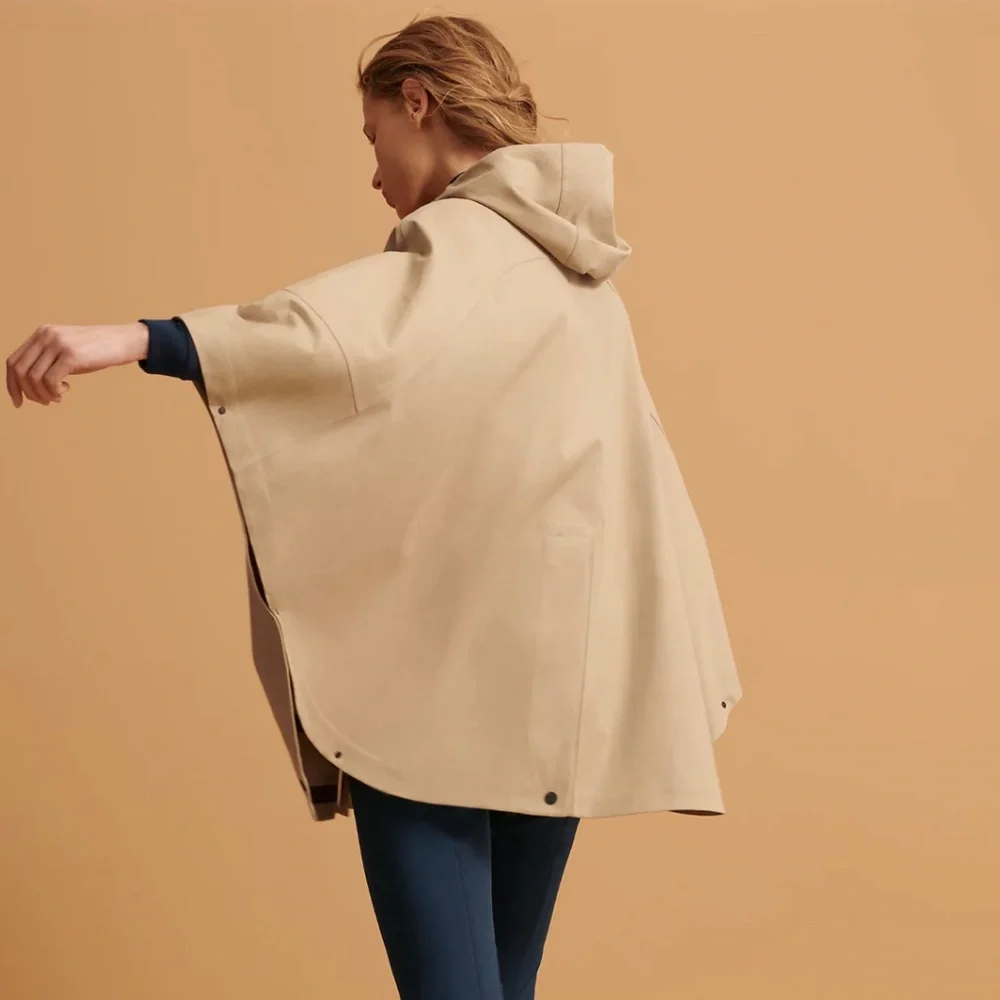 Hermes allure all-purpose cape 🧥 - Picture 3 of 6